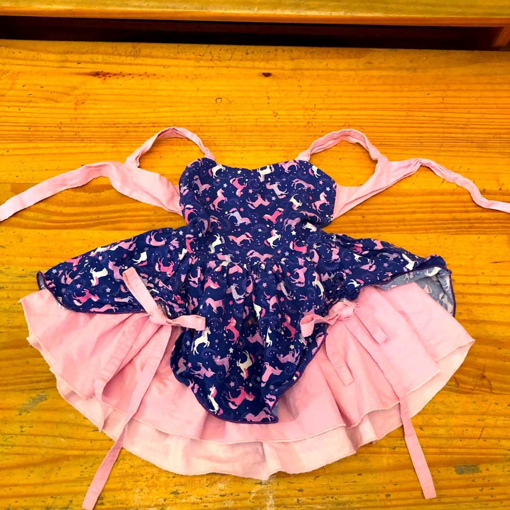 Beautiful baby girl unicorn dress 12-18m
